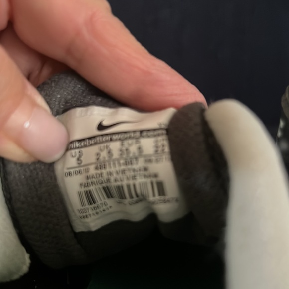 Nike training  Total Core TR - Picture 2 of 3